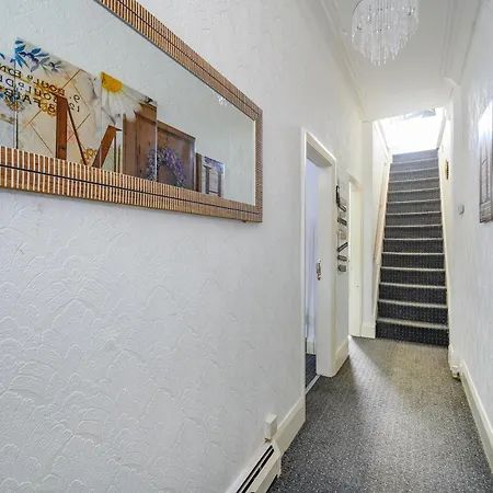 -rd15cfa- For Relaxed And Cosy With Free Parking Pensjonat Leeds (West Yorkshire)