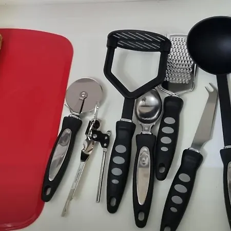 -rd15cfa- For Relaxed And Cosy With Free Parking Leeds (West Yorkshire)