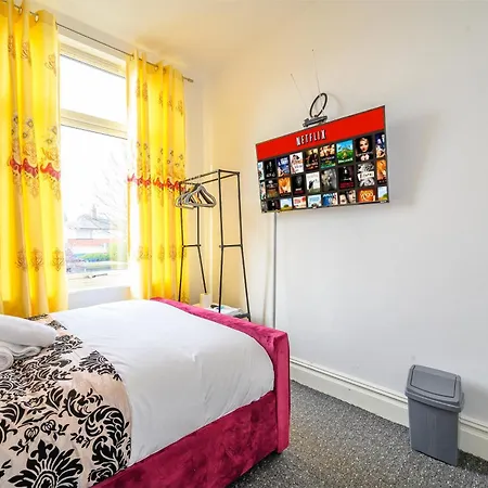 Guest house -rd15cfa- For Relaxed And Cosy With Free Parking Leeds (West Yorkshire)