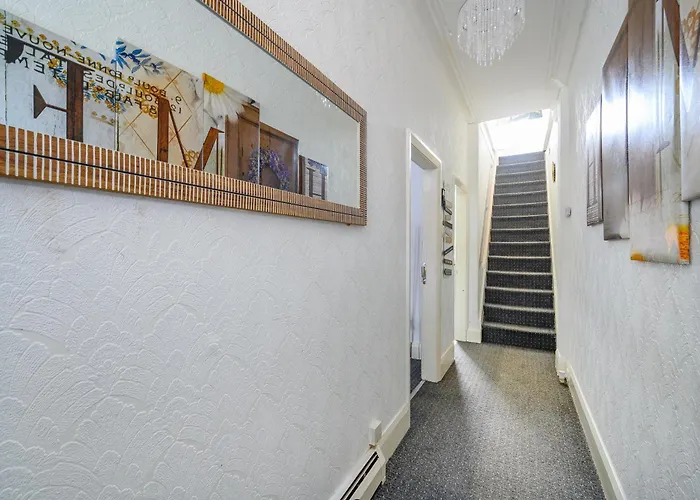 -rd15cfa- For Relaxed And Cosy With Free Parking Guest house Leeds (West Yorkshire)